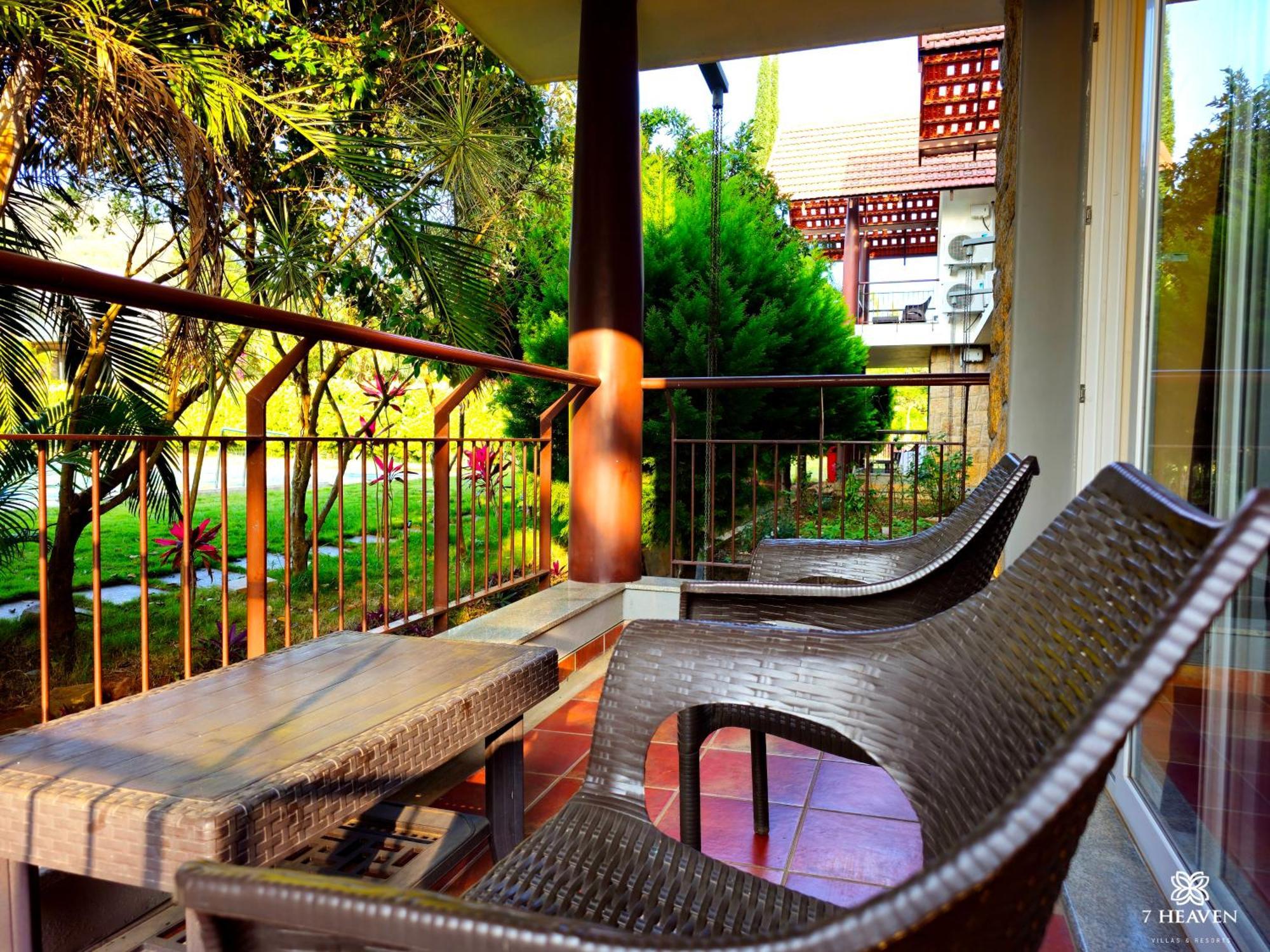 7 Heaven Villas&Resorts Chikmagalūr Exteriör bild