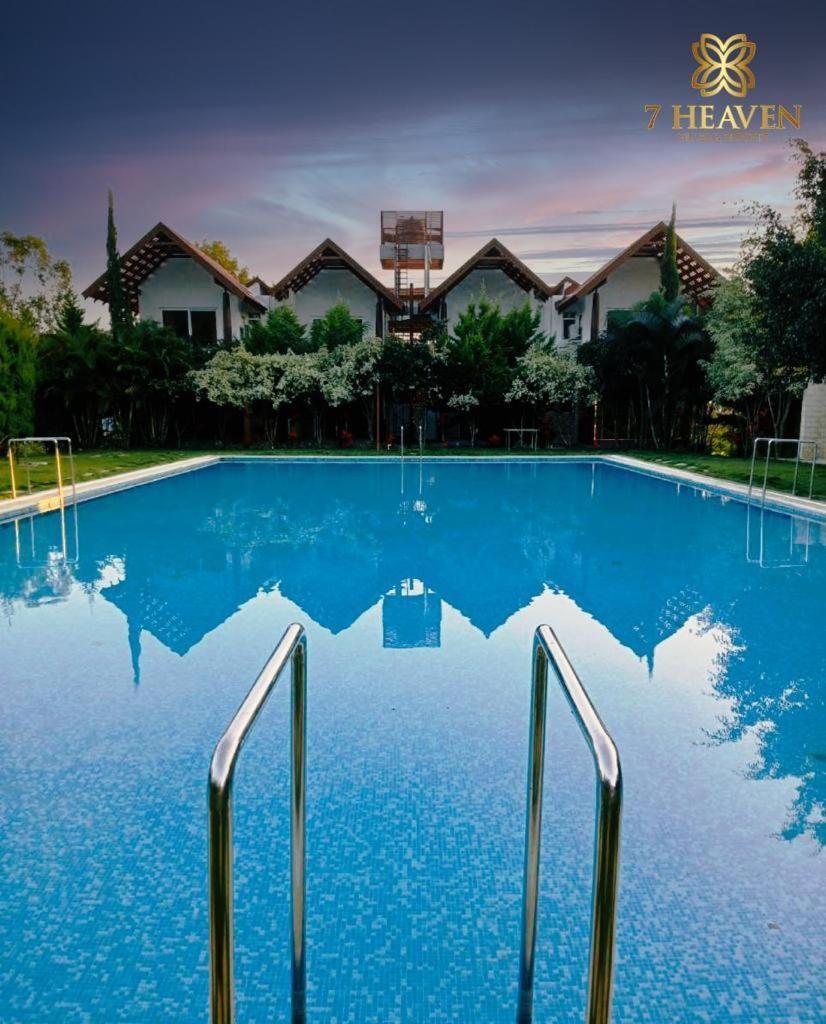 7 Heaven Villas&Resorts Chikmagalūr Exteriör bild