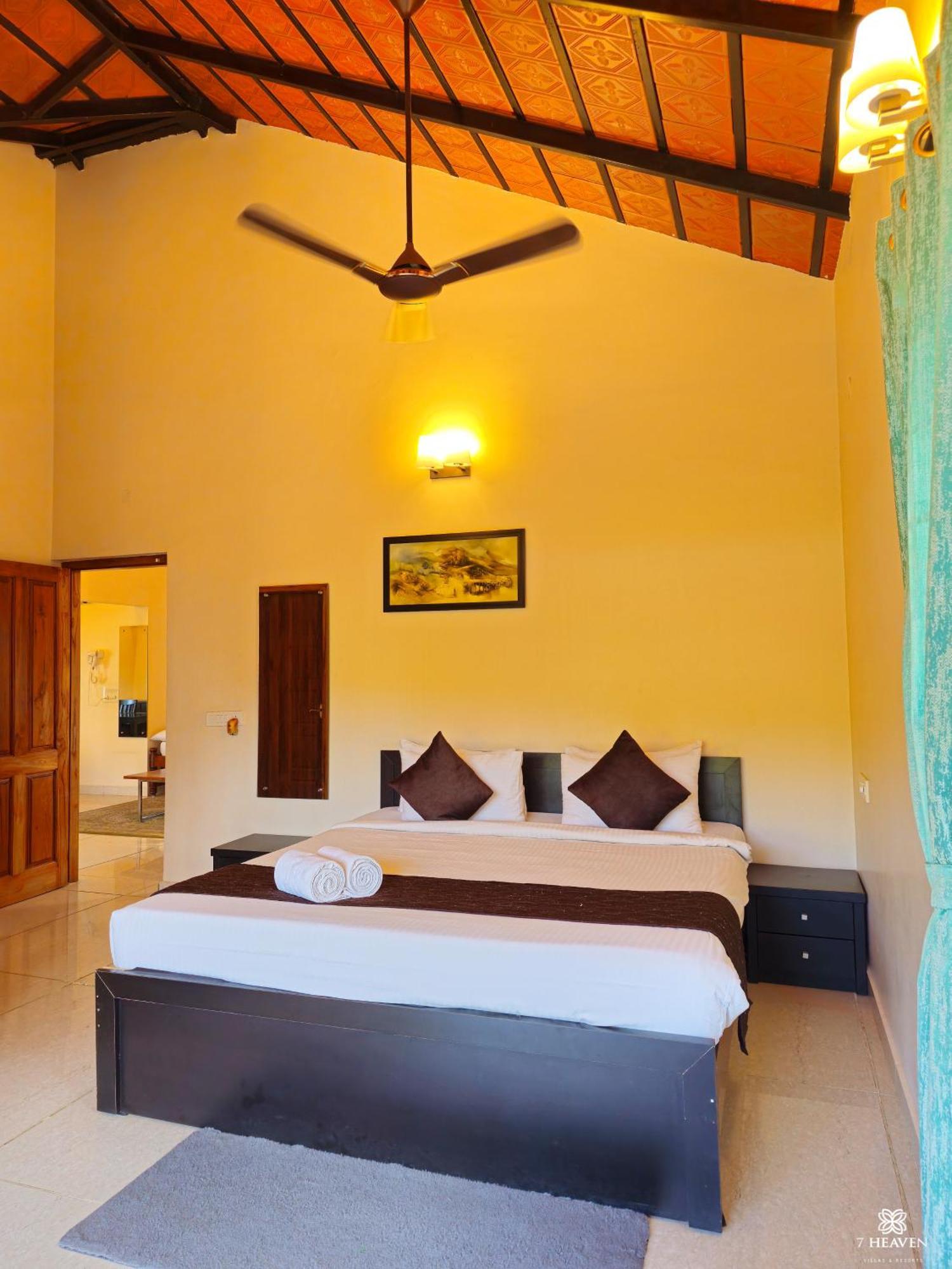 7 Heaven Villas&Resorts Chikmagalūr Exteriör bild