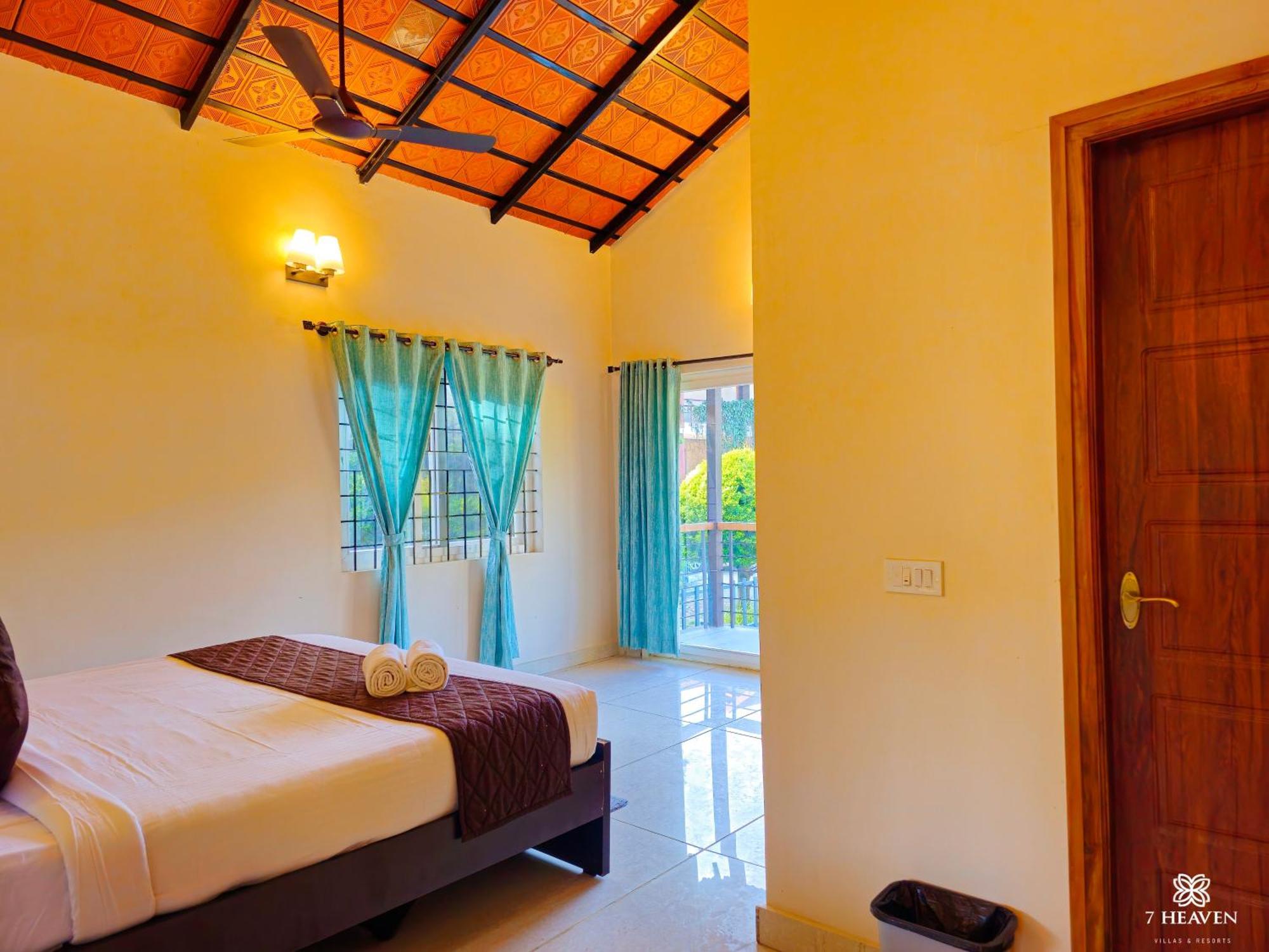 7 Heaven Villas&Resorts Chikmagalūr Exteriör bild